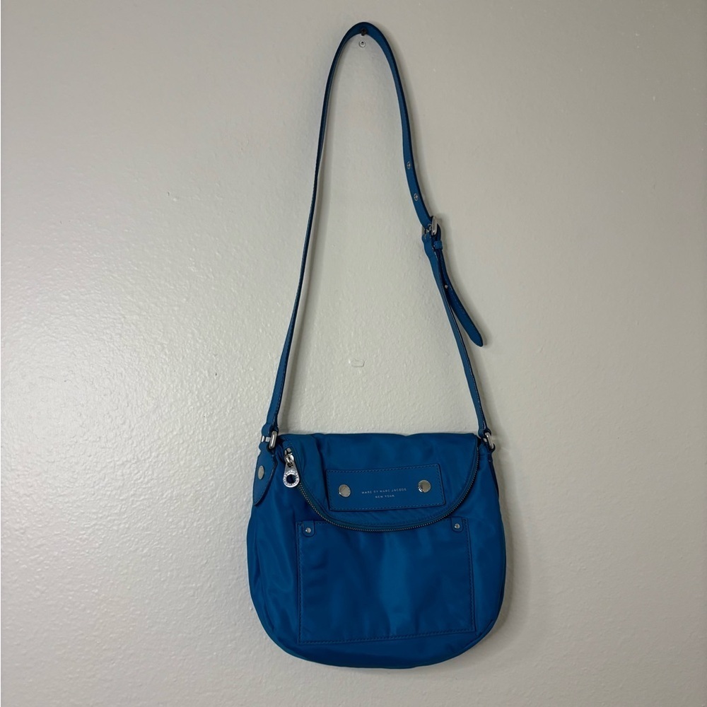 Marc Jacobs Blue Preppy Nylon Messenger Bag - Picture 12 of 14
